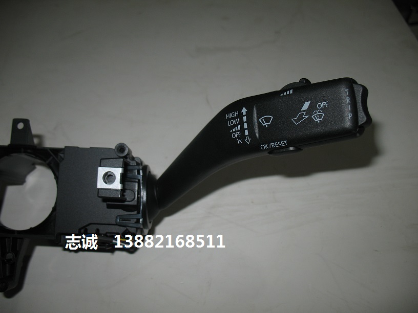 群众办事岂能靠“加急费”提速_时事政治_中公教育网【ag亚娱官网】(图1) ag亚娱官网