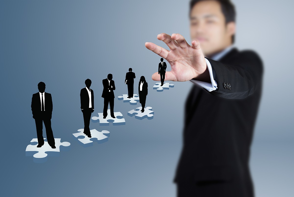 机器人创客电视大赛开播,首期圈粉无数‘ag亚娱官网’(图1) AG亚娱集团官方