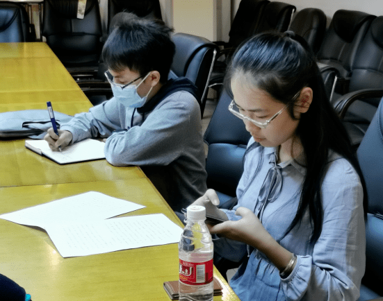 
今天是第21个记者节 高新区（江海区）祝所有新闻媒体事情者节日快乐！‘AG亚娱集团’(图41)