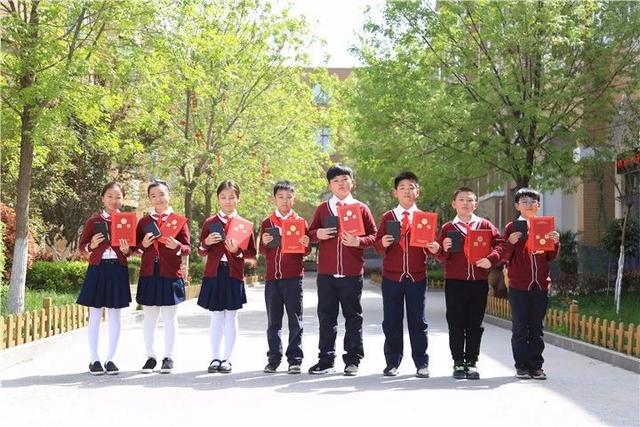 AG亚娱集团：学习新媒体写作术，今后改变你的人生—135学院