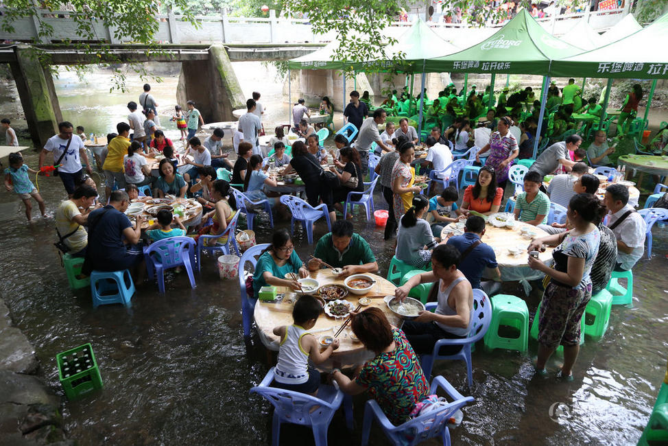 “AG亚娱集团官方”
居家隔离 记好这些保障电话!(图7) AG亚娱集团官方