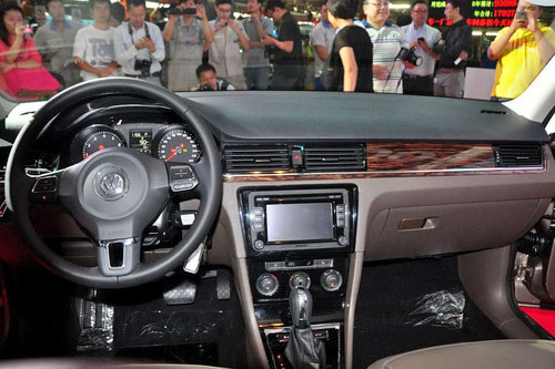 “AG亚娱集团”是谁纵容了黑恶势力_时事政治_中公教育网(图3) AG亚娱集团