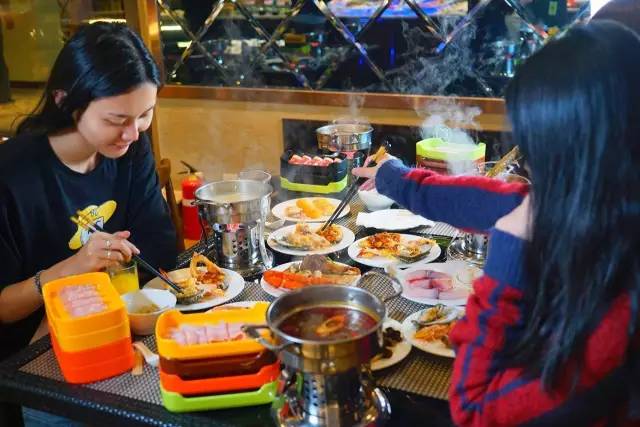 【AG亚娱集团官方】上海黄浦消防召开重大改造项目负责人消防安全集中约谈会