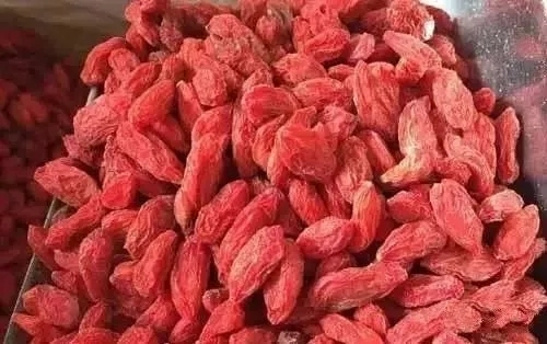 选拔村官“进”政府是激发村干部活力的良策_时事政治_中公教育网:AG亚娱集团官方(图3) AG亚娱集团官方