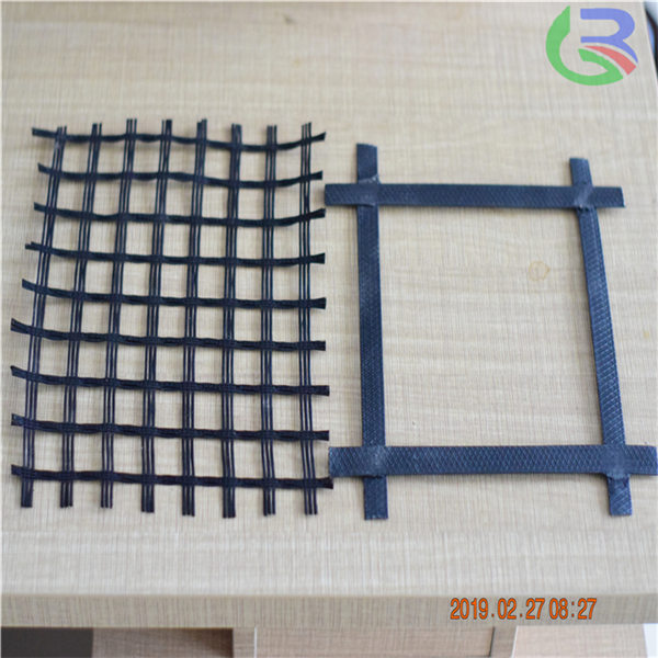 “两个维护”是党的政治建设的首要任务_时事政治_中公教育网|AG亚娱集团